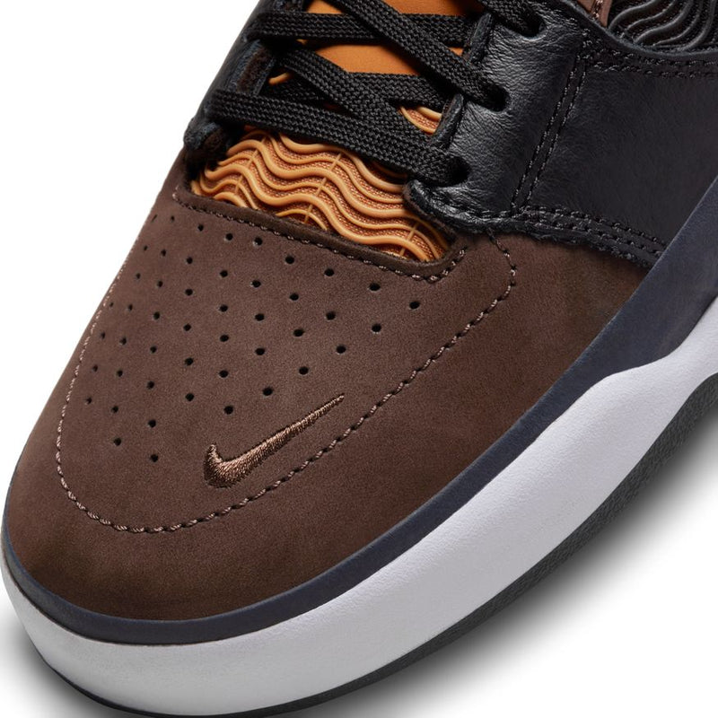 Nike SB Ishod Premium Baroque Brown/Obsidian-Black toe detail