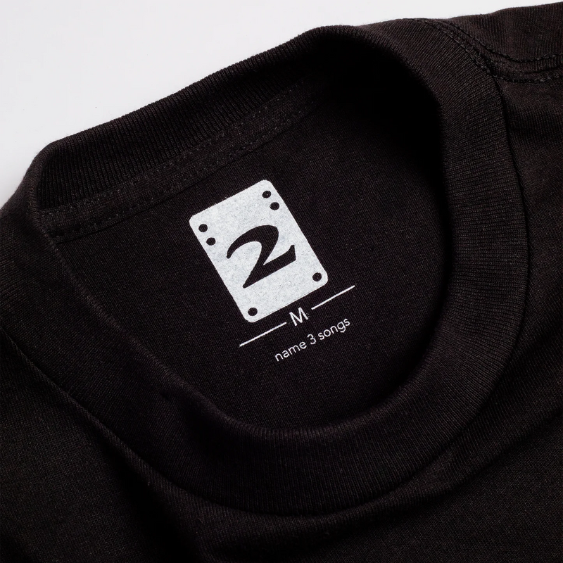 2 Riser Pads T-Shirt Band Black neck tag detail
