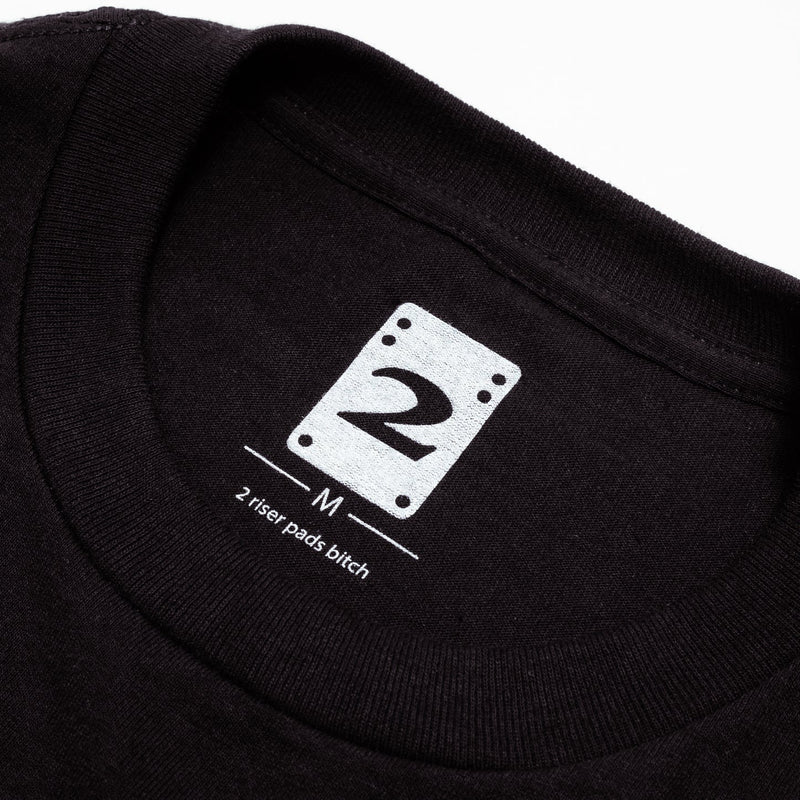 2 Riser Pads T-Shirt Logo Black neck tag detail