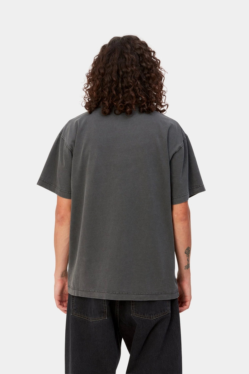 Carhartt WIP T-Shirt Nelson Charcoal Garment Dyed on model back