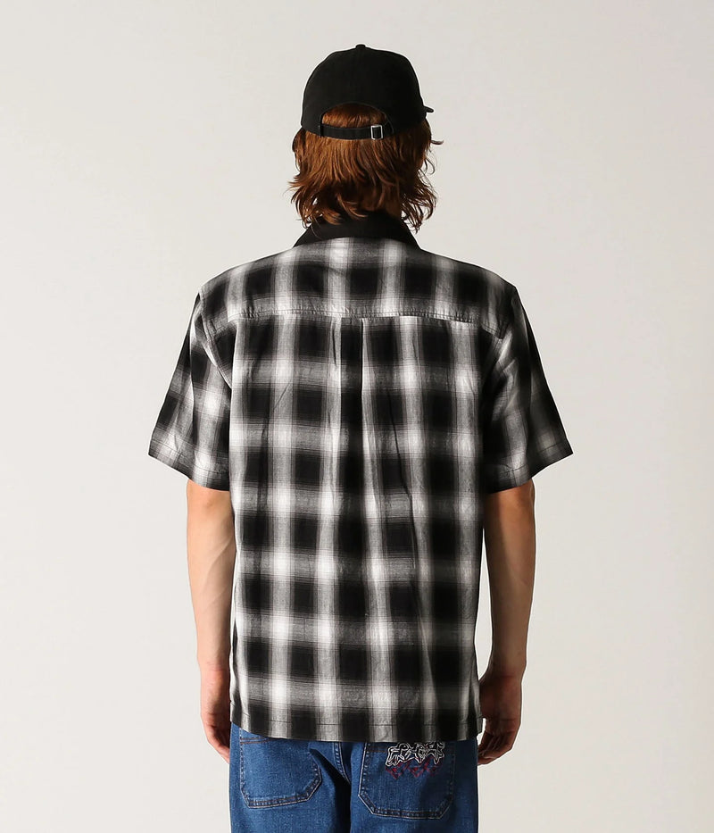 Former S/S Woven Shirt Broadcast Black Ombre back view on model