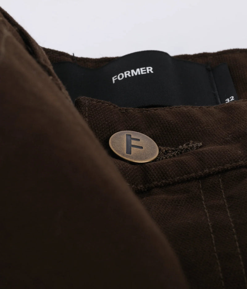 Former Pant Distend VT Brown front button detail