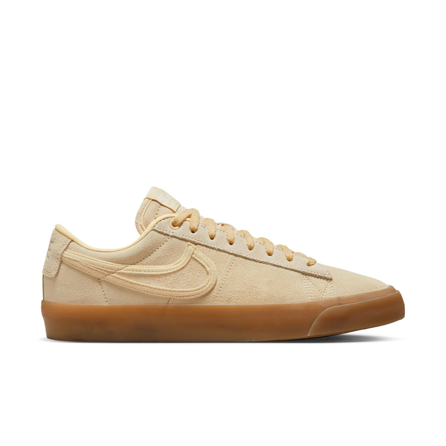 Nike blazer city hot sale low big swoosh