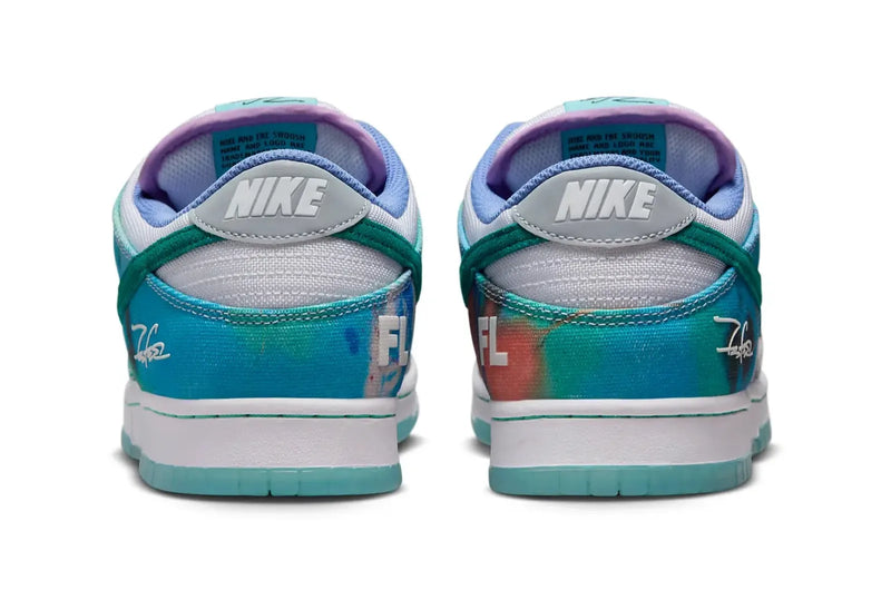 Nike SB Dunk Low OG Futura Laboratories back pair view