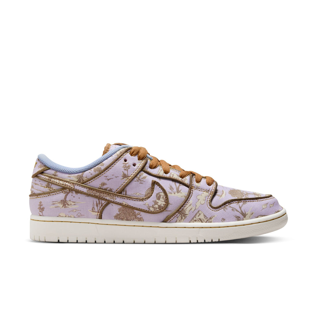Nike SB Dunk Low Pro Premium City of Style side view
