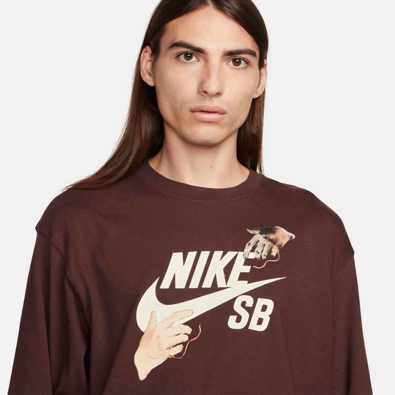 Nike SB Long Sleeve T-Shirt City of Love Earth logo detail