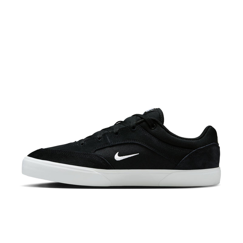 Nike SB Malor Black/White in step view