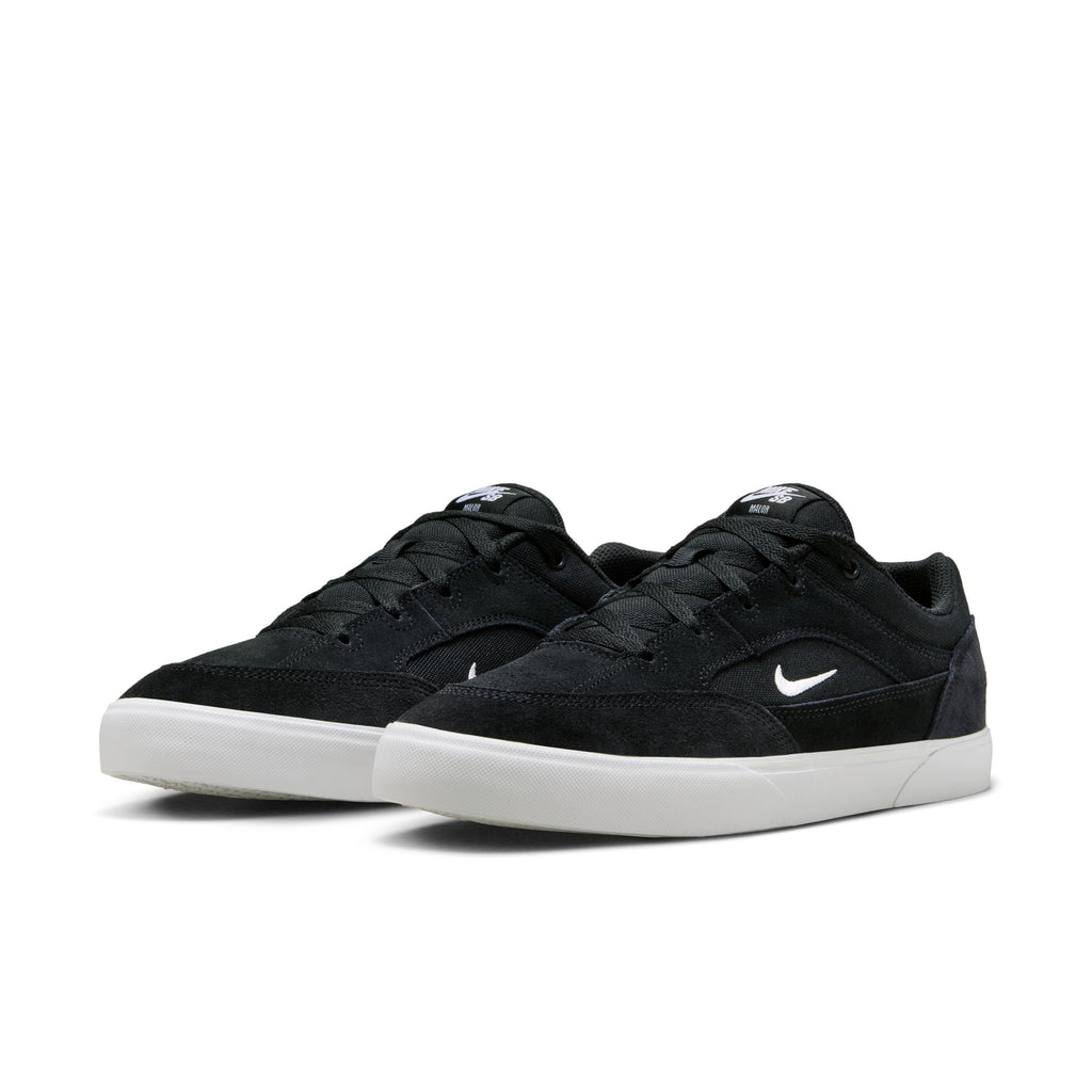 Nike SB Malor Black/White pair view