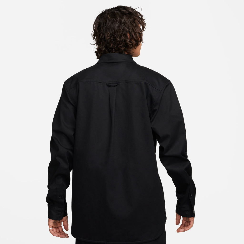 Nike SB L/S Woven Shirt Tanglin Black back on model