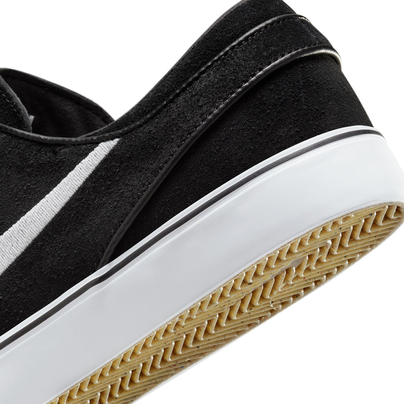 Nike SB Zoom Janoski OG+ Black/White heel close up