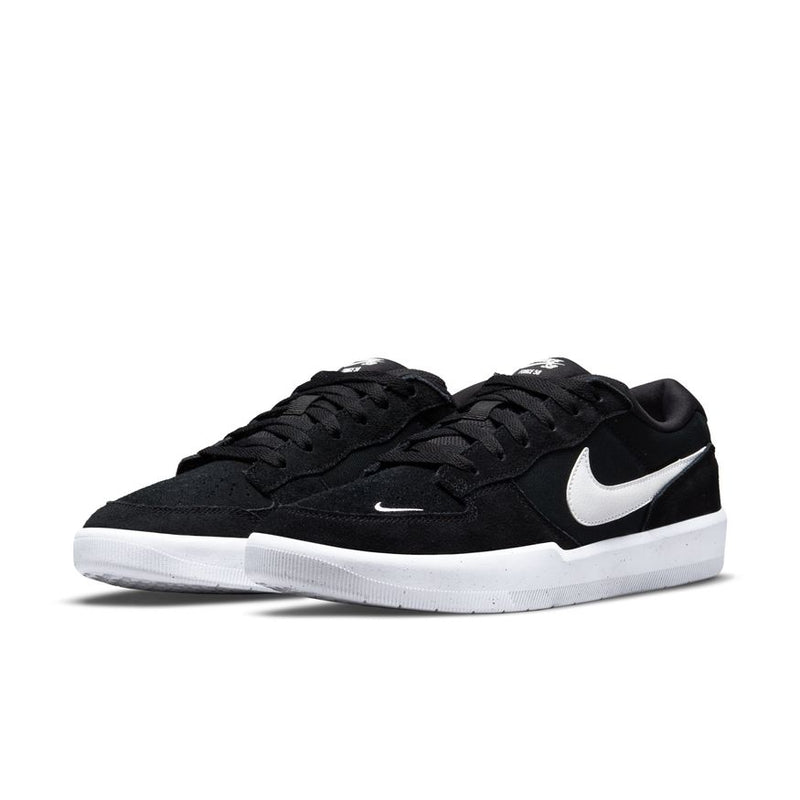 Nike SB Force 58 Black/White both shoes