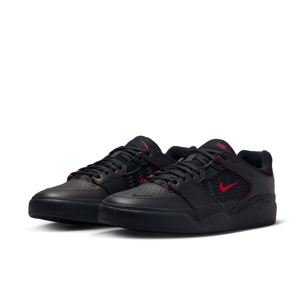 Nike SB Ishod Premium Black/University Red pair view