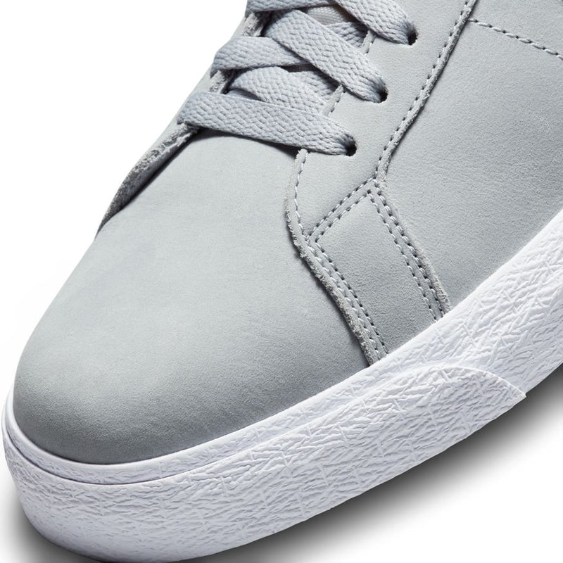 Nike SB Zoom Blazer Mid ISO Wolf Grey/White-Wolf Grey toe detail